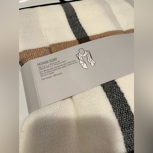 West Loop Fashion Scarf - Picture 2 of 2